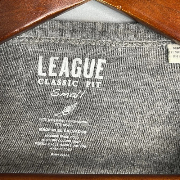 LEAGUE Mens Wayne State Graphic T-Shirt Grey Long Sleeve Crewneck Academia S - Picture 7 of 9